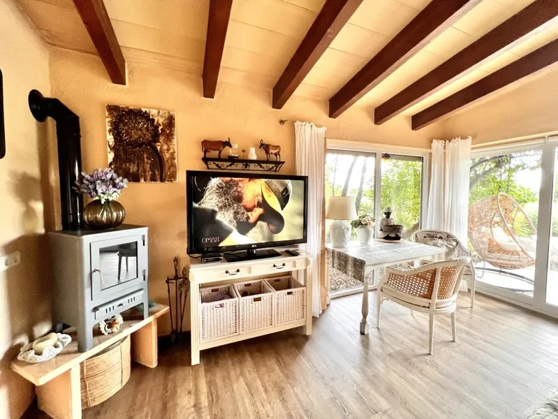 Finca property with vacation rental license in Llucmajor — photo 12