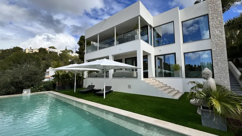 Exclusive: Modern villa with sea views in Costa d'en Blanes - Marcel Remus Real Estate — photo 1