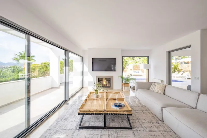 Exclusive sea view villa with pool and guest apartment in Nova Santa Ponsa — photo 4