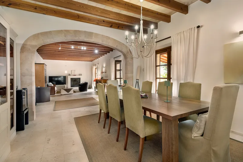 Exclusive finca with sea and distant views, generous living space, ETV license and well-kept garden — photo 11