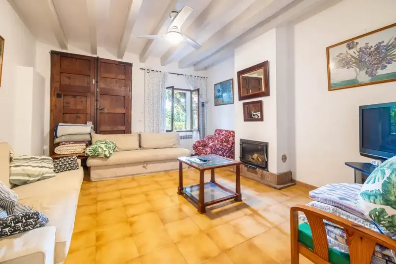 Located in the picturesque region between Sóller and Fornalutx, in one of the most beautiful villages in Spain, these two 19th-century estates offer — photo 9