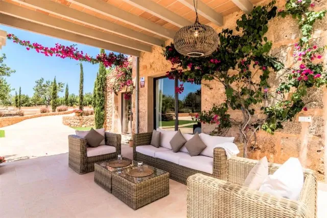 Country finca with pool for sale in Llucmajor, Mallorca — photo 9