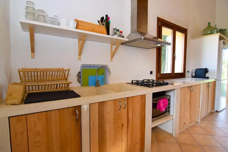 Available from October 2026 to May 2027 (both months included), this charming country house is located just 10 minutes from the center — photo 9