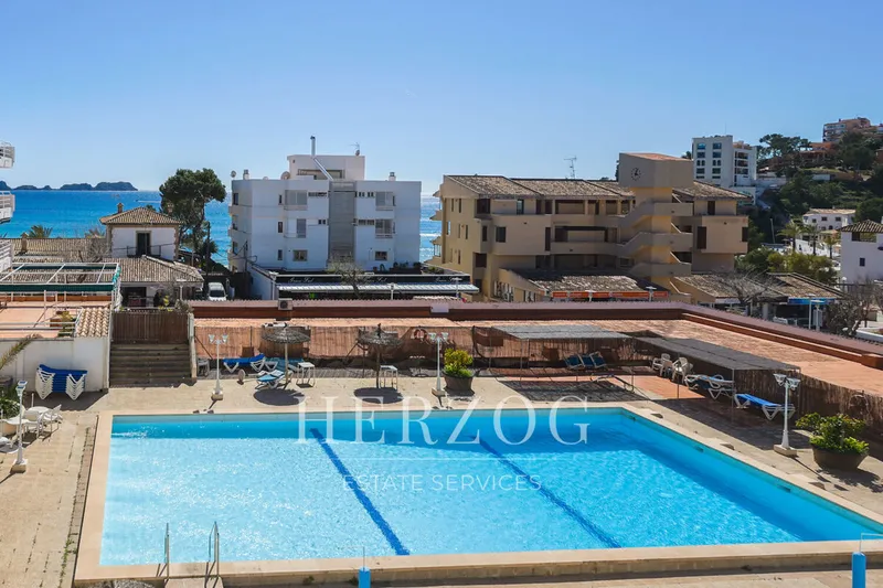 Modernized apartment in a central location with top sea views and pool in Paguera — photo 1