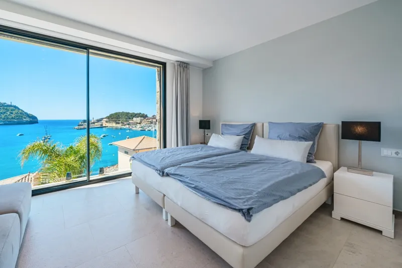 Design-Forward Sea View Villa in Puerto de Sóller — photo 12