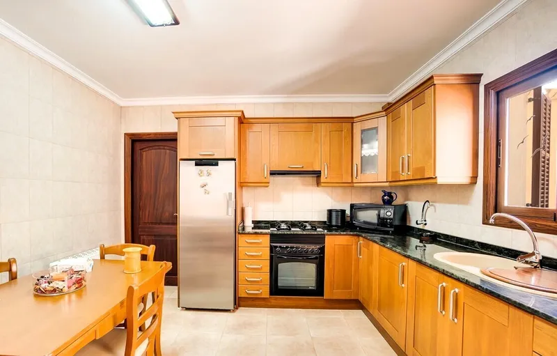 Property No. 1399 - Details — photo 9