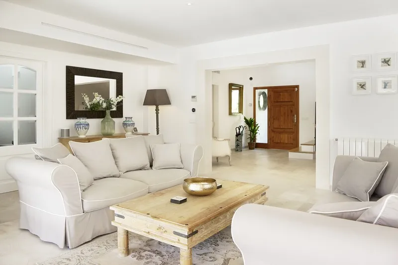 Luxury Villa with ETV Licence in a Peaceful Residential Area in Pollensa — photo 6