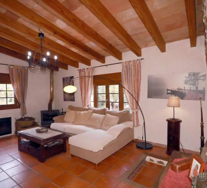 Livable olivar in Pujol d'en Banya area with 110 m2 house — photo 1