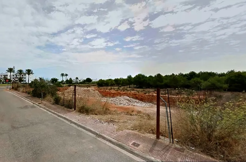 Commercial plot with basic project in Cala d'Or near marina — photo 1