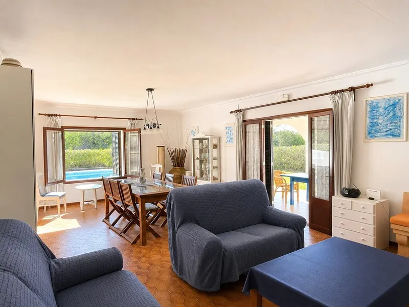 Charming country property for sale in Port de Pollença with easily maintained gardens and swimming pool — photo 6