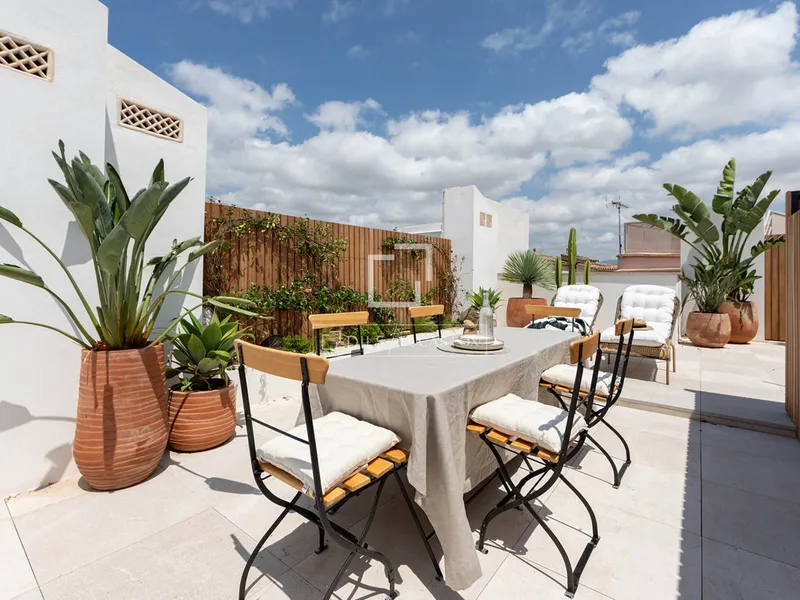 243m² apartment with 75m² terrace for sale in Palma de Mallorca — photo 1
