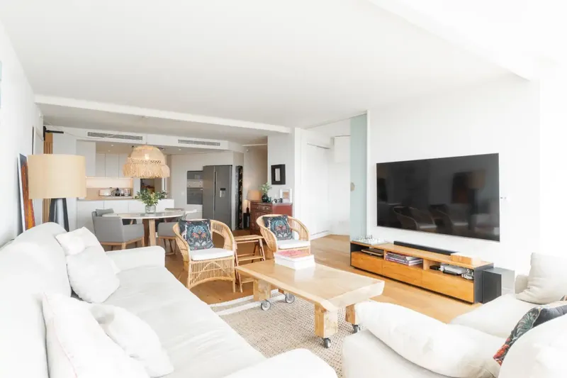 Exclusive designer flat with terrace and panoramic views of the Serra de Tramuntana, Galatzó, Son Vida and Bellver Castle — photo 6