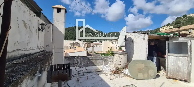 INMOVYP VIPHOME presents this fantastic village house in the heart of Mancor de la Vall. Just a few meters from the Church, we find — photo 10