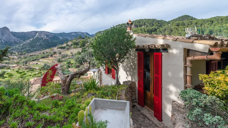 Bunyola: Townhouse with pool, garden & panoramic views for sale – your gateway to the Tramuntana — photo 1