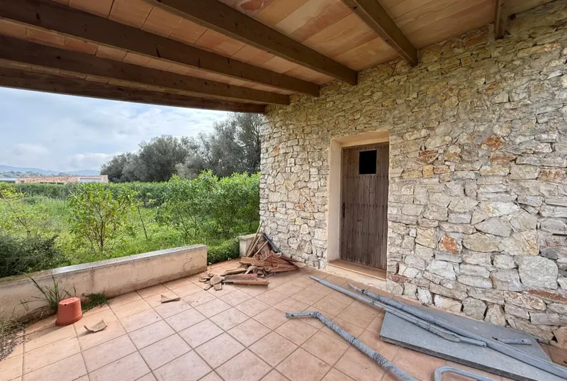 Finca with small house between Manacor and Felanitx — photo 2