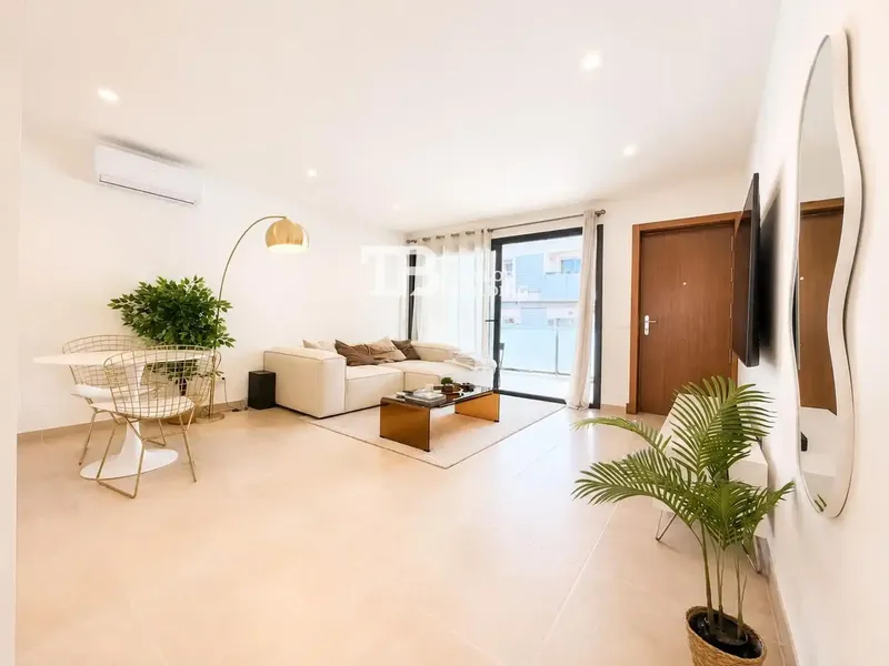 Taylor Building Real Estate presents this beautiful ground floor with large outdoor areas in Son Ferriol. — photo 7
