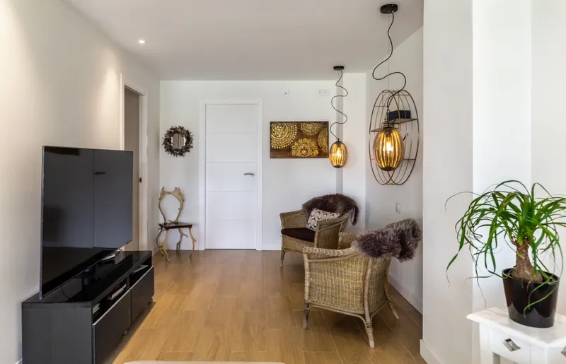 Mallorca Next Properties - Renovated 3-bedroom apartment in Puerto Portals — photo 8