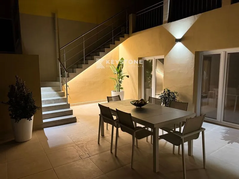 Penthouse — photo 1