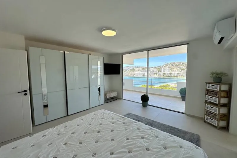 Exclusive Penthouse with Panoramic Views over the Bay of Santa Ponsa — photo 10