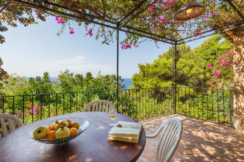 Beautiful and exclusive casita in Bens d´Avall with holiday rental license — photo 1
