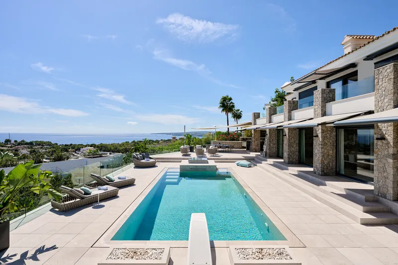 Stylish luxury villa with sea views in Bendinat - Marcel Remus Real Estate — photo 10
