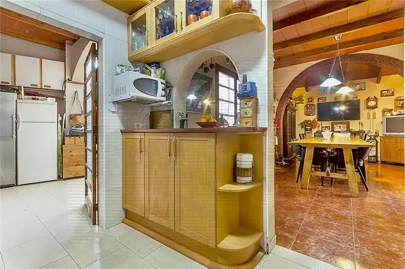 House in El Molinar, very close to the sea, spacious and excellent south orientation — photo 6