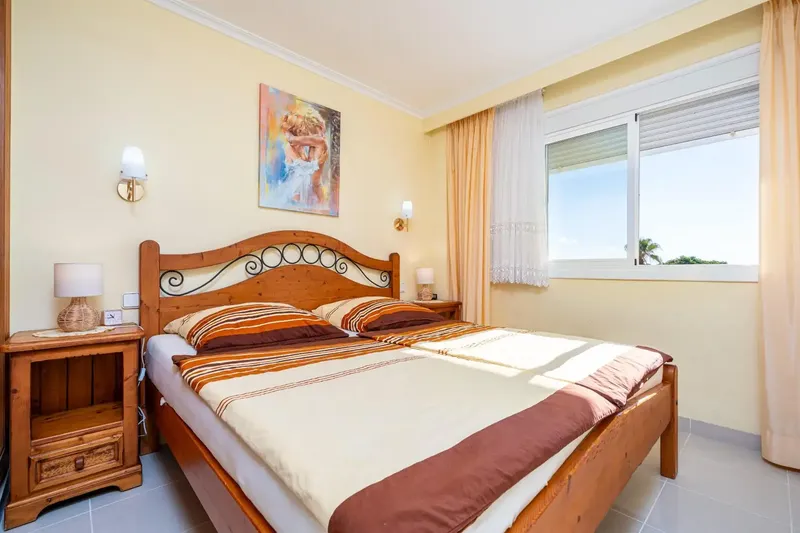 Gestpropiedad, real estate agency in Mallorca, presents this apartment located on the seafront in Cala Millor, a property that stands out for its — photo 10