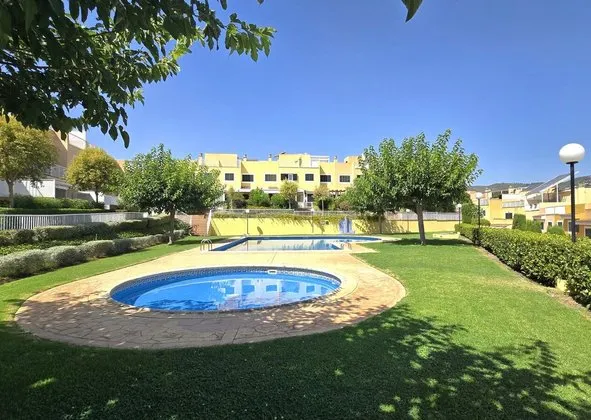 Terraced house in Calle Guatlera Nn, Son Xigala, Palma de Mallorca — photo 1