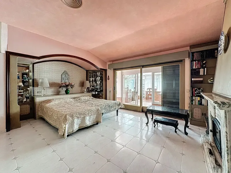 In the heart of the renowned S'iller urbanization in Puerto Pollensa, a unique opportunity to acquire an exclusive chalet — photo 11