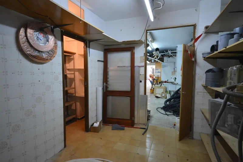 Sale of commercial premises in Son Cotoner, Palma — photo 4