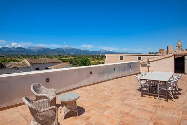 Historic mansion with guest houses for sale in Sencelles, Central Mallorca — photo 2