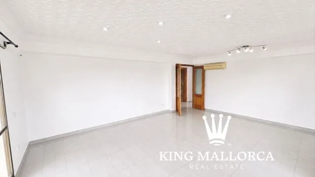 Flat for sale in Palma de Mallorca — photo 8