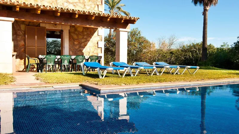 Finca with swimming pool — photo 8