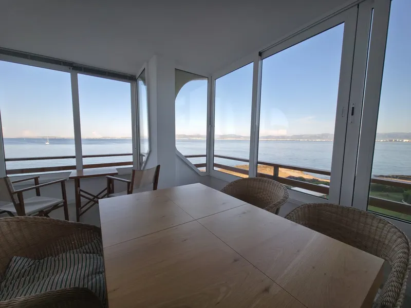 Apartment in Cala Blava facing the sea, for temporary rent. — photo 10