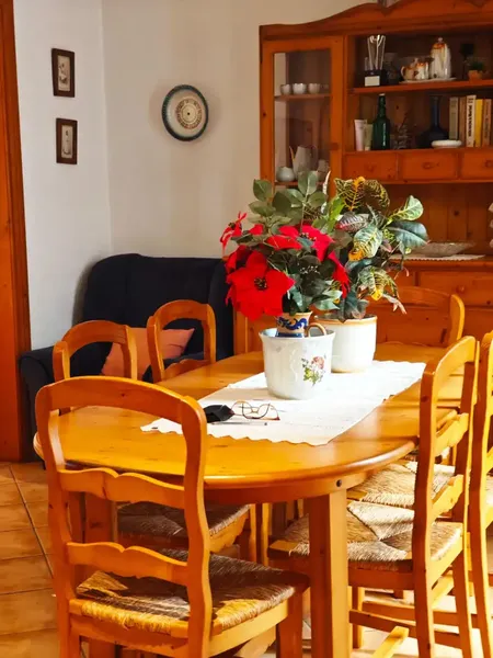 This beautiful house located in Pollença, ready to move in, is in a quiet and easily accessible area. The property consists of — photo 8