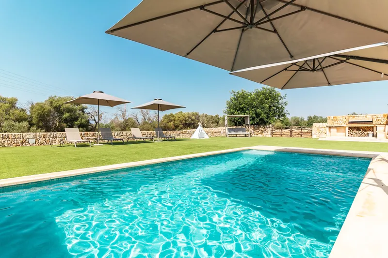 Natural stone finca for rent with 2 bedrooms and pool near Santanyi — photo 7