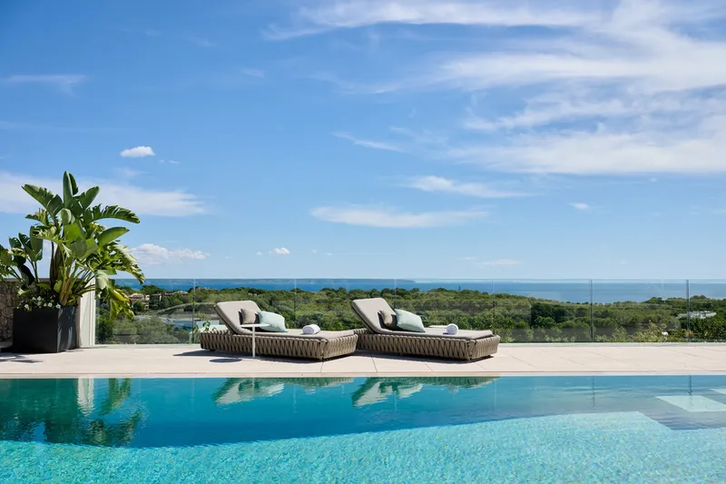 Stylish luxury villa with sea views in Bendinat - Marcel Remus Real Estate — photo 2