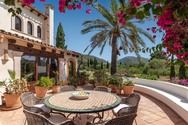 Exclusively near Puerto Andratx: Charming Mediterranean finca for sale with stunning views of the harbor — photo 3