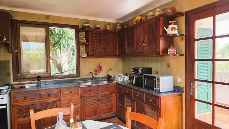 Discover this beautiful Mallorcan home of about 200 m² built, located in a quiet area on the outskirts of Sóller, surrounded by nature — photo 10