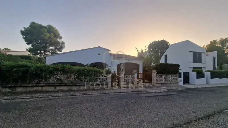 Discover your refuge in Bonaire! Charming detached chalet — photo 1