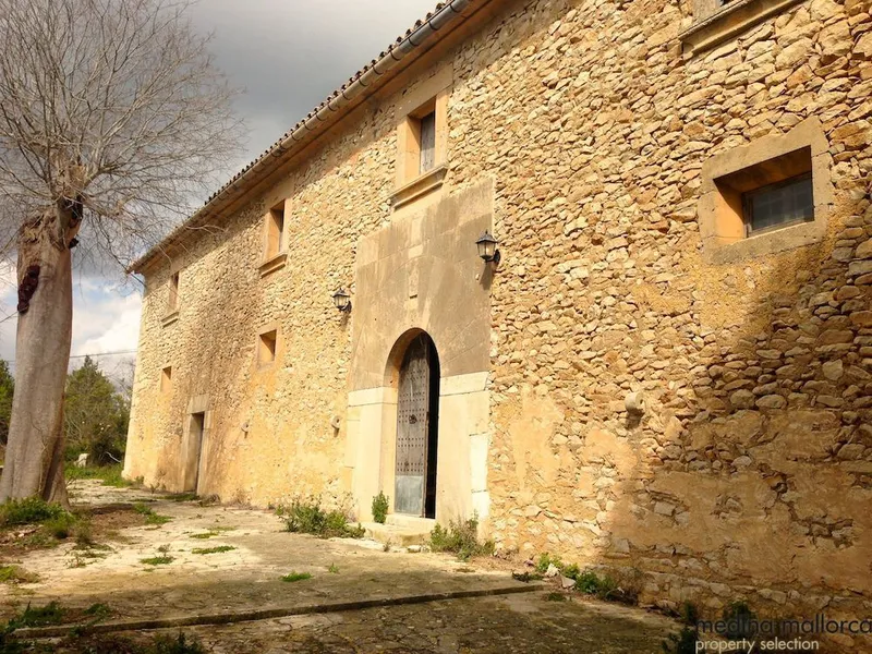 Rustic finca in Llucmajor — photo 2