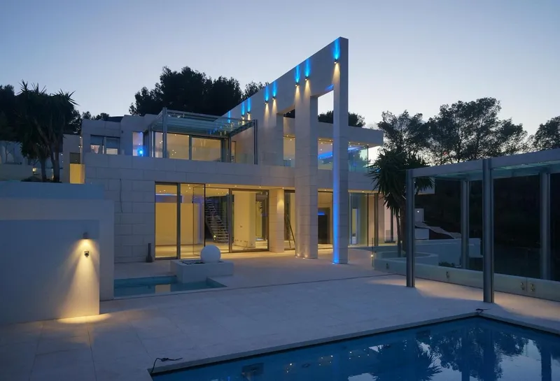 Modern luxury villa with magnificent technical equipment in Sol de Mallorca — photo 2