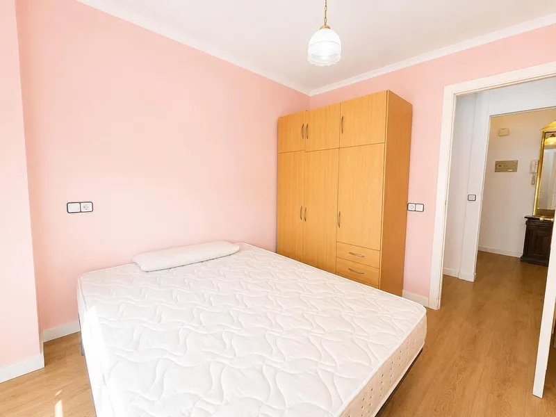 Spacious and bright flat with lift, balcony and storage room in the Vivero area — photo 9