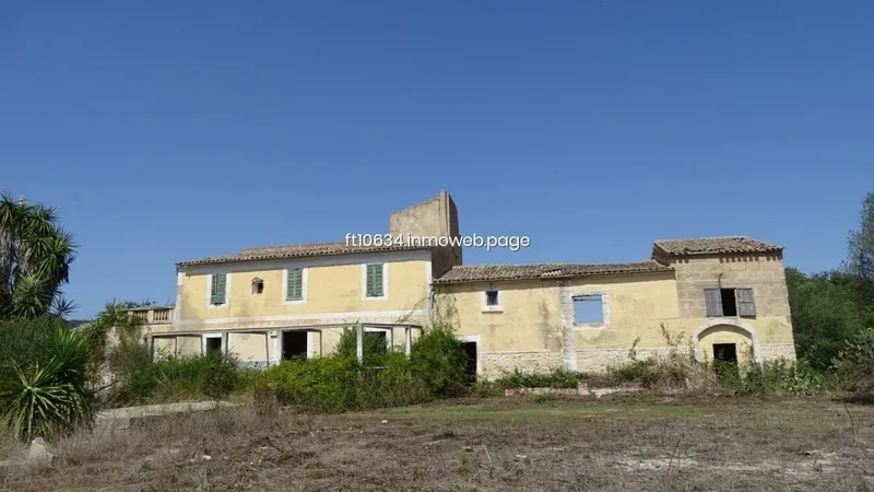 Rural or Farmhouse in Petra, Province of Balearic Islands — photo 1