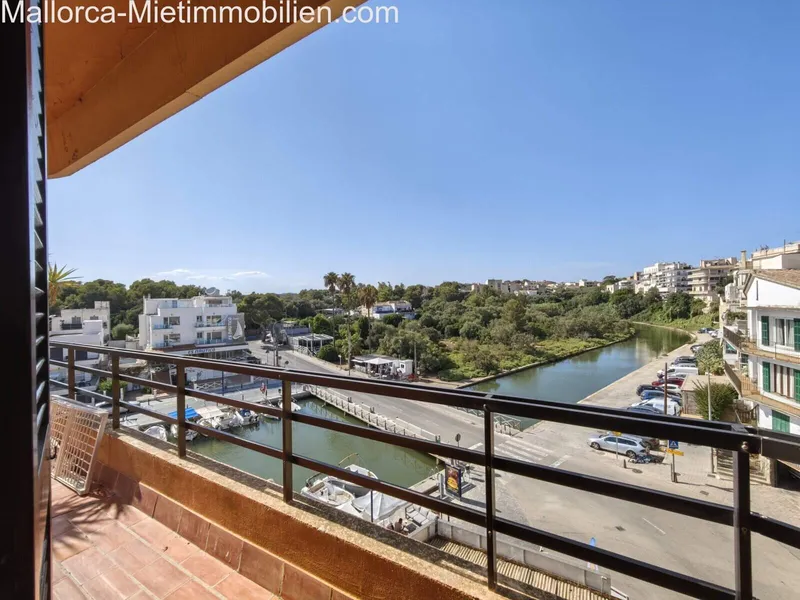 Renovated 126m² apartment with 4 rooms and sea view for rent — photo 2