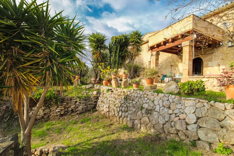 Ref. 2421C – Andratx – Rustic finca in traditional style in quiet location — photo 3