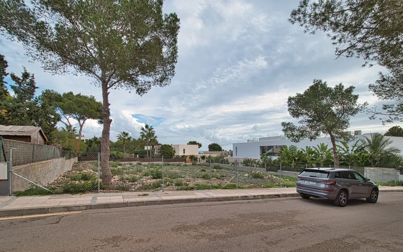 Building plot in Sol de Mallorca with partial sea views — photo 2