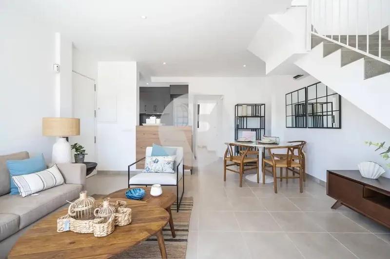 Property in Cala Romàntica with private pool and community services — photo 7