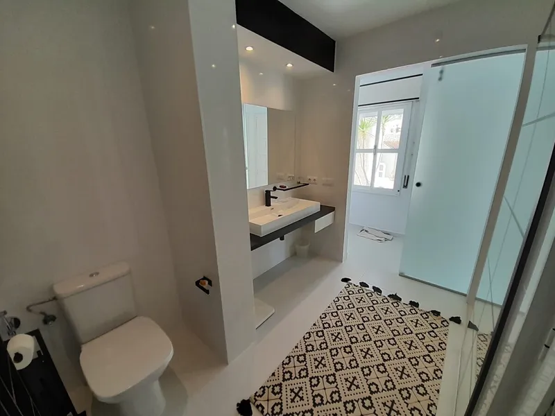 Exclusive apartment with sea view — photo 10