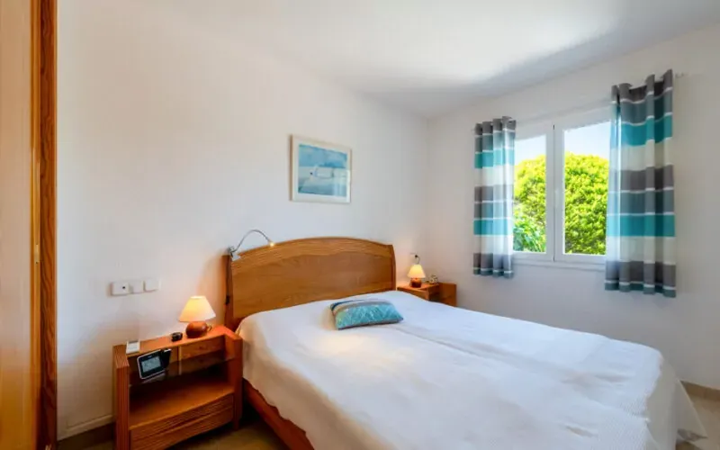 Well-kept semi-detached house with wraparound garden and roof terrace in Cala Murada — photo 9